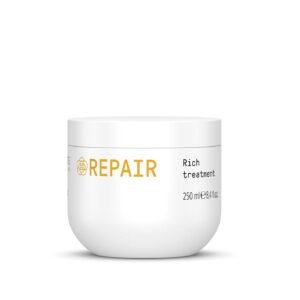 Живильна маска для тьмяного волосся з олією камелії, гіалуроновою кис-тою, пантенолом та віт Е Framesi Morphosis Repair Rich Treatment 250ml