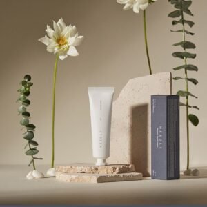 Зволожувальний крем для рук Небесний мускус з комплексами натуральних олій (мигдаль, ши) та кислот Needly Heavenly Musk hand cream 30ml