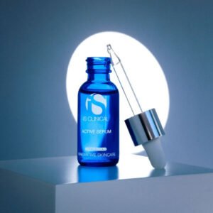 Багатофункціональна сироватка з гліколевою кислотою (8,0%), молочною кислотою (2,0%), саліциловою кислотою (2,0%), арбутином (1,0%) IS CLINICAL Active Serum 15ml