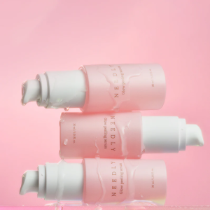 Протизапальна освітлювальна сироватка з бурштиновою 2%, транексамовою 1%, саліциловою 0,05% кислотами і ніацинамідом 2% Needly Glow Peeling Serum 30ml