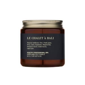 Свічка для масажу з ароматом деревини, папороті, смоли дуба, сосни, тропічного лісу POETRY HOME Le Chalet A Bali 95g