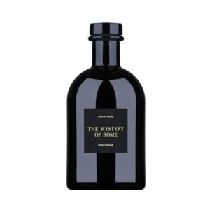 Парфумований дифузор з ароматом ванілі, іланг-ілангу, кардамону, кориці, ладана, мускатного горіха, тютюну POETRY HOME The Mystery Of Rome 250ml
