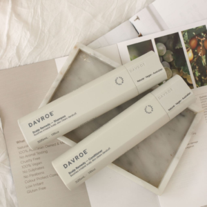 Професійний веганський заспокійливий кондиціонер для чутливої шкіри голови з екстр алое та сливи какаду Davroe Scalp Remedy Conditioner 225ml