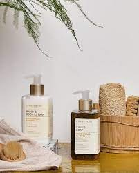 Лосьйон для тіла та рук Atelier Rebul Lemongrass Honey Hand Body Lotion 250ml